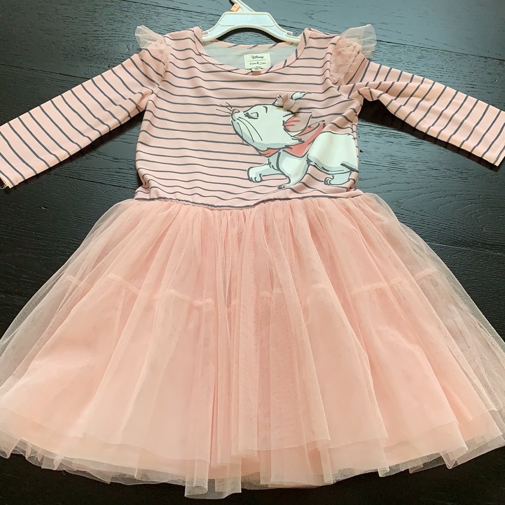 Disney Pippa & Julie size 6x color pink great condition